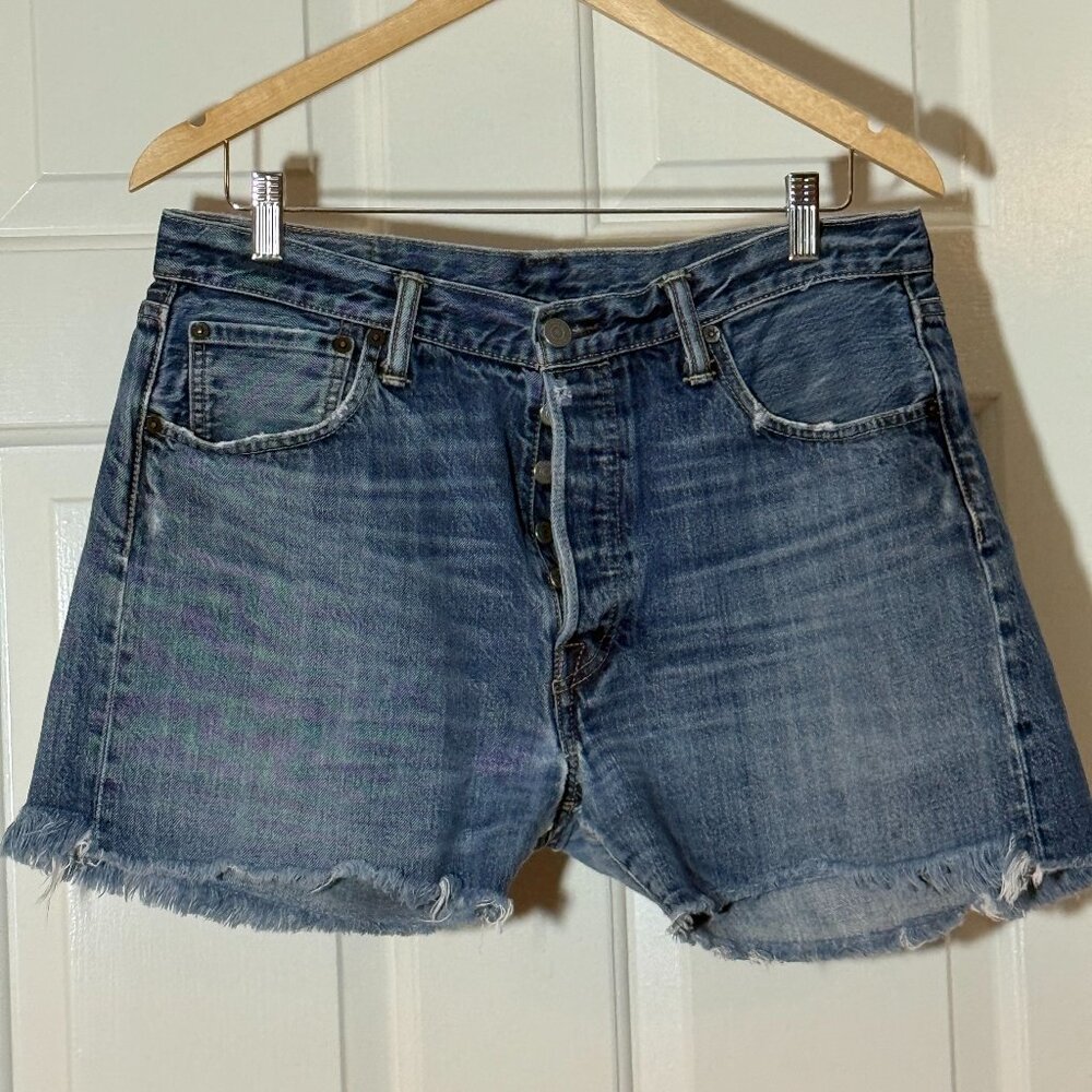 Levi's Cutoffs